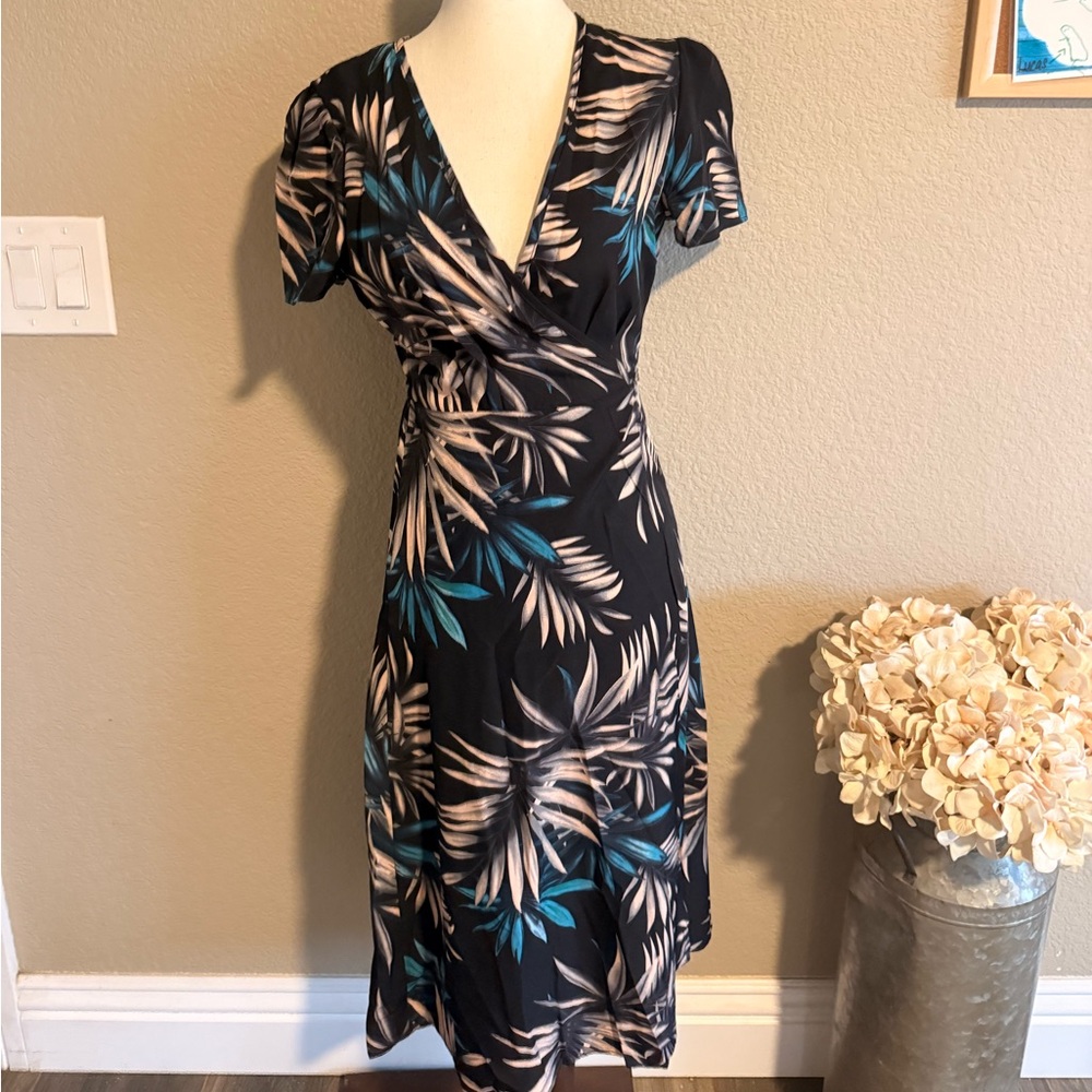 Tropical Black and Blue Leaf Print Dress